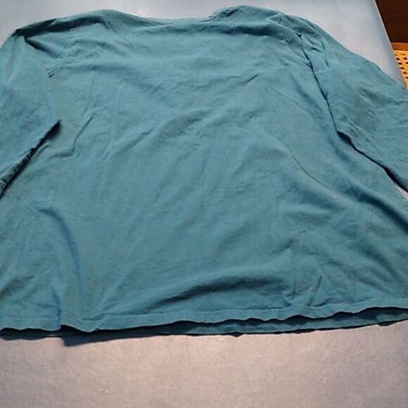 Basic Editions Women's 2XL Cotton Leaves & Acorns on vines Long Sleeve Top - Picture 6 of 6